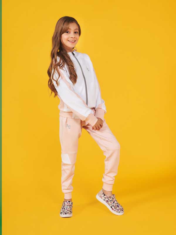 Conjunto deportivo (varios colores) para niña